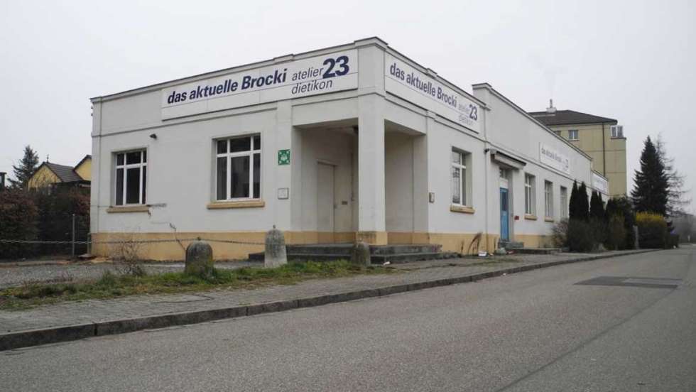 In diesem ehemaligen Brocki direkt hinter dem Bahnhof eröffnet nächstes Jahr das neue Kulturzentrum «Gleis 21».