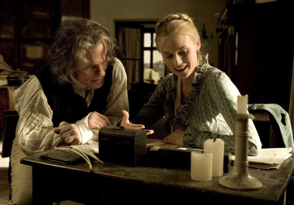Illustration zum Artikel: Filmstill aus «Copying Beethoven» mit Diane Kruger und Ed Harris als Beethoven. US-amerikanisches Filmdrama von 2006