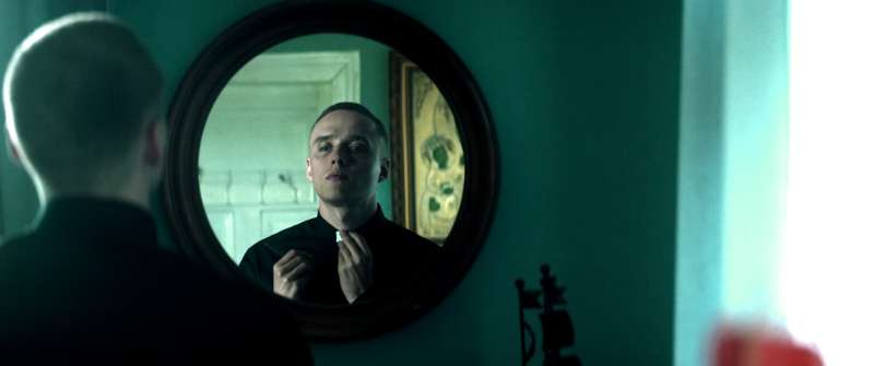 corpuschristi_still_protagonistvorspiegel_bearb.jpg corpuschristi_still_protagonistvorspiegel_bearb.jpg